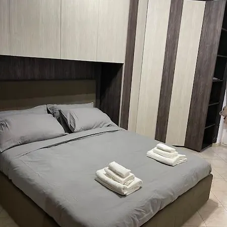 公寓 La Casa Di Peppe 罗马