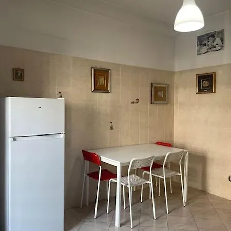 アパート La Casa Di Peppe ローマ